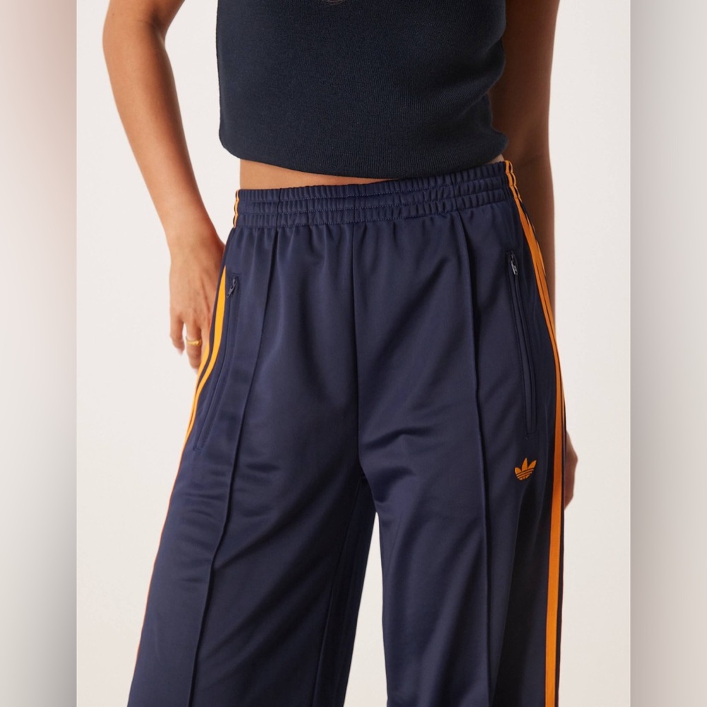 adidas Adicolor Classic Firebird Loose Women’s Track Pants -Night Indigo JW1229 - Picture 5 of 9